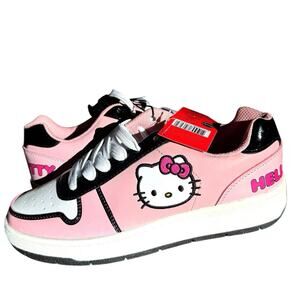 NWT Hello Kitty by Sanrio Women's Pink Casual Court Sneakers Size 7